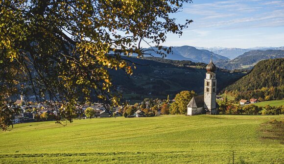 Besichtigung: St. Valentin Kirche