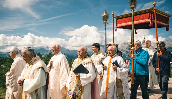 Processione religiosa