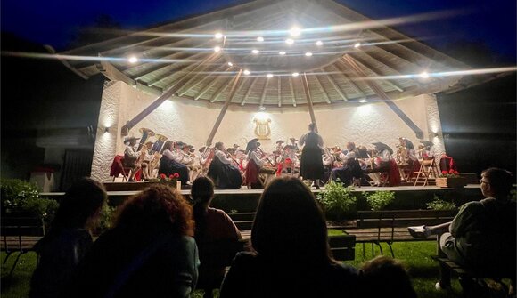Concert by the music band